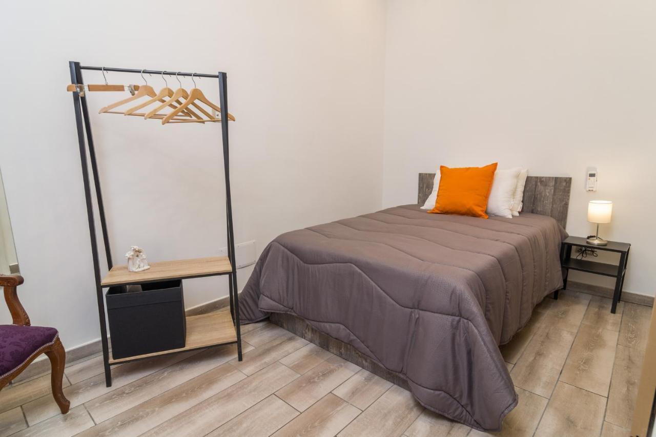 Giu Al Centro Bed & Breakfast Napoli Dış mekan fotoğraf