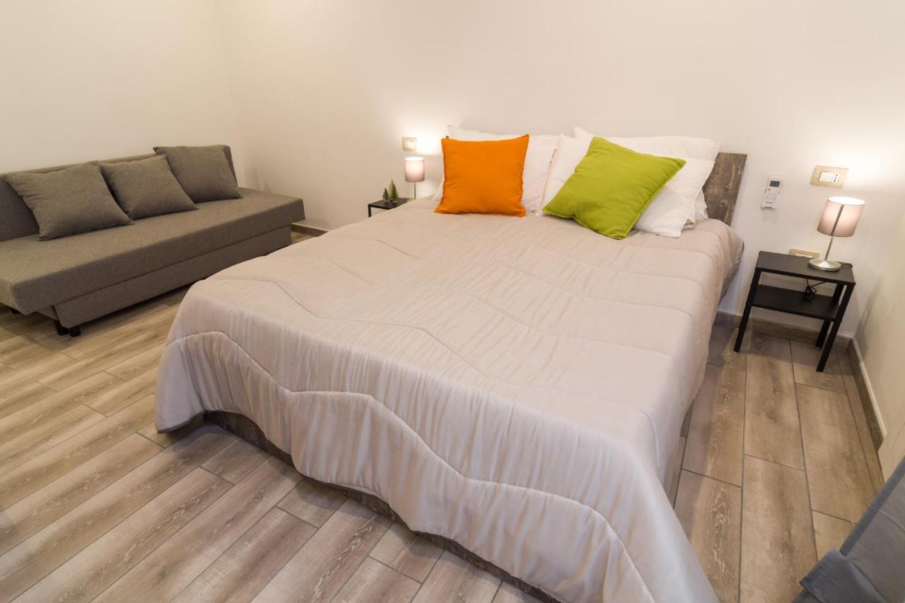 Giu Al Centro Bed & Breakfast Napoli Dış mekan fotoğraf