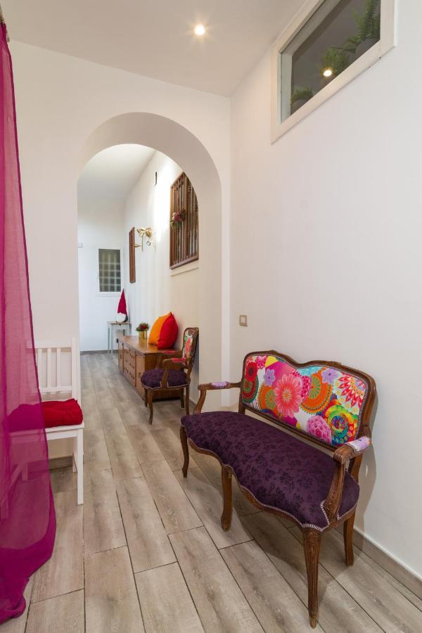 Giu Al Centro Bed & Breakfast Napoli Dış mekan fotoğraf