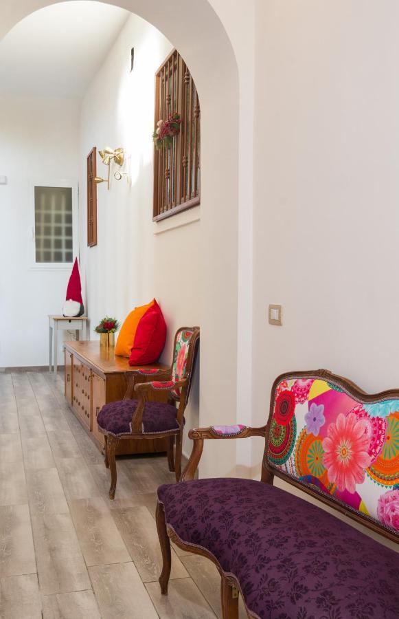 Giu Al Centro Bed & Breakfast Napoli Dış mekan fotoğraf